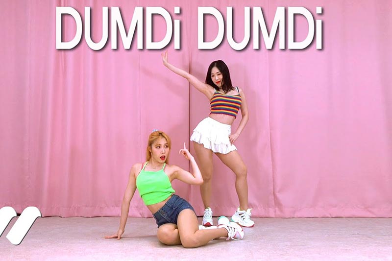 [4K在线播放](G)I-DLE - DUMDi DUMDi Dance Cover Waveya Waveya2020 第1张