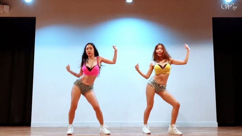 [Waveya]Terremoto Anitta & Kevinho cover dance 高清视频在线下载 W1902090111 Waveya2019 第2张