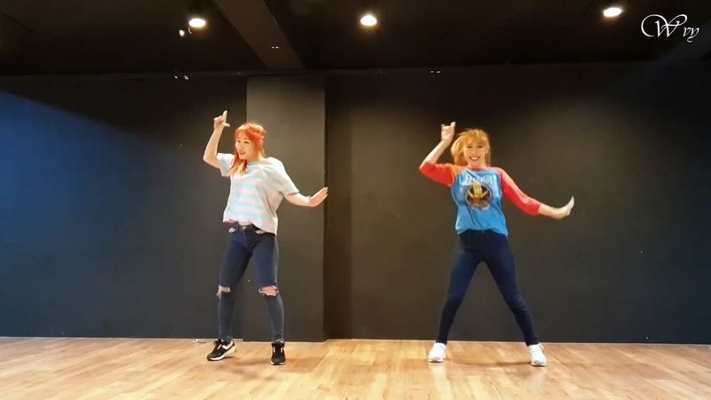 [Waveya]TXT - CROWN Dance cover 高清视频在线下载 W1903080111 Waveya2019 第3张