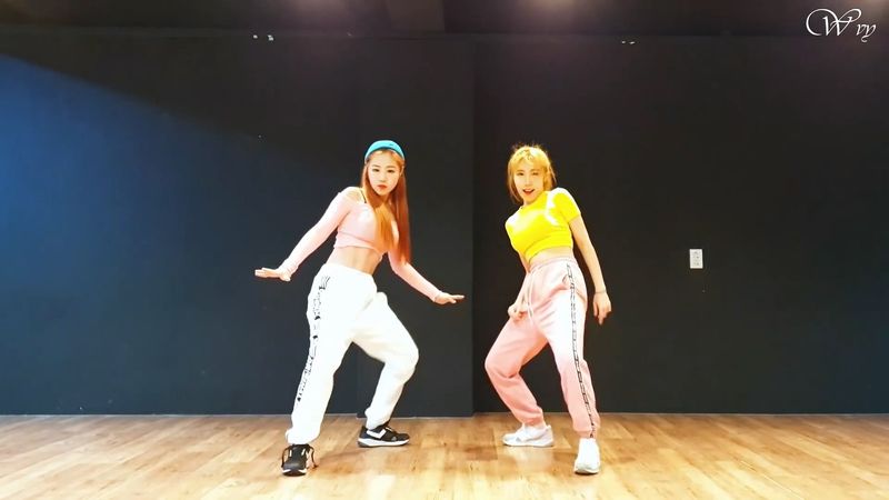 [Waveya]BTS Boy With Luv feat. Halsey dance cover 高清视频在线下载 W1904160111 Waveya2019 第2张