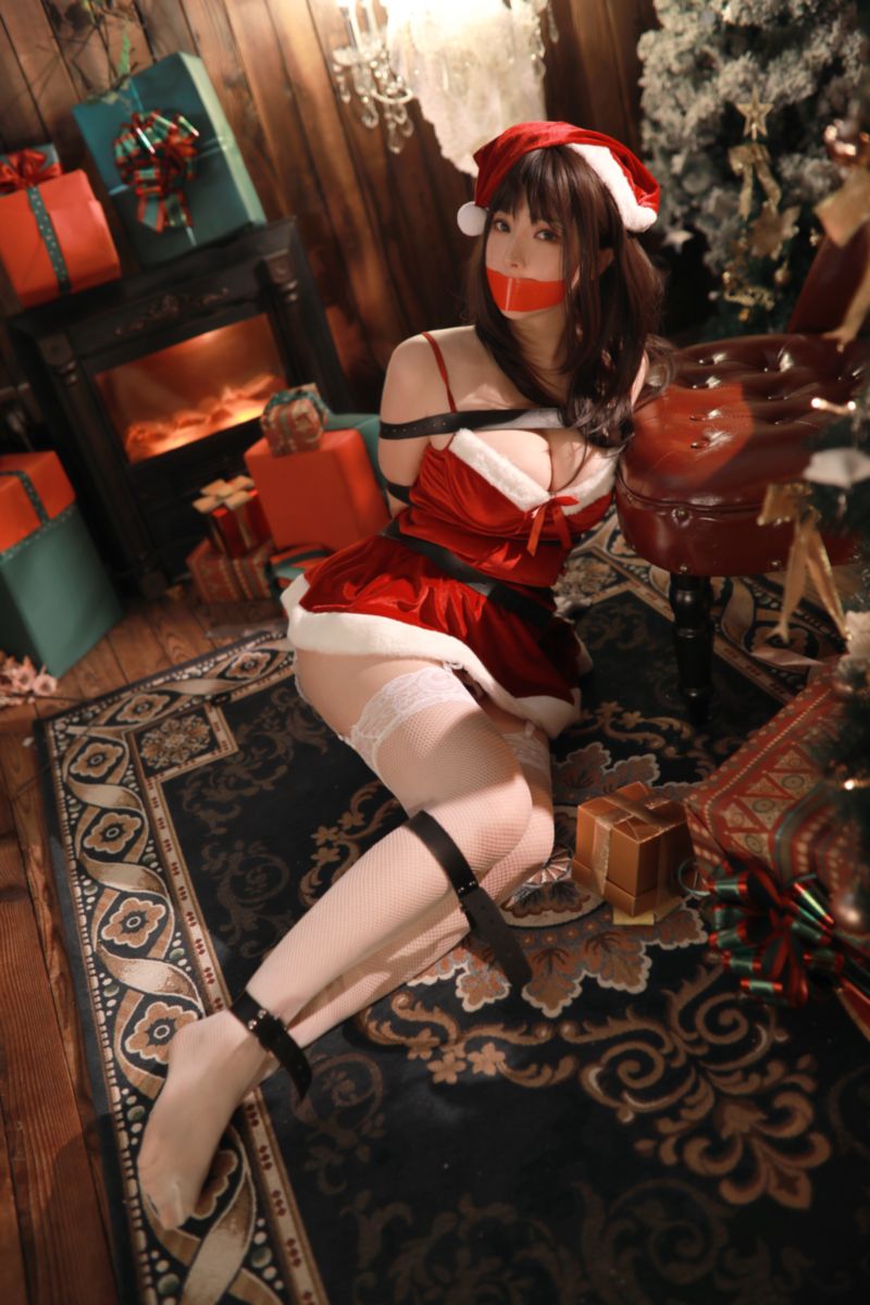 高颜值妹子@小容仔咕咕咕w-圣诞礼物×捆绑[49P] 网红&Coser 第2张
