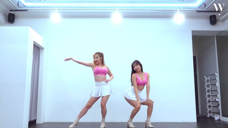 [Waveya]TINI, Nacho - Te Quiero Mas Dance Cover 高清视频在线下载 W1910180111 Waveya2019 第3张