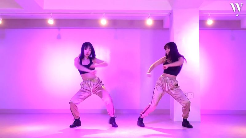 [Waveya]Mi Gente MAMAMOO HWASA X CHUNGHA 2019 SBS Music 高清视频在线下载 W1912310111 Waveya2019 第2张