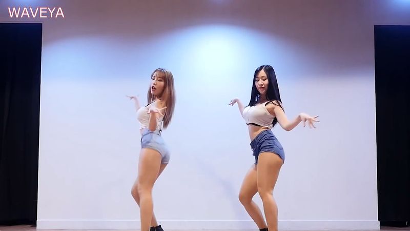 [Waveya]AOA Bingle Bangle cover dance 高清视频在线下载 W201806060111 Waveya2018 第4张