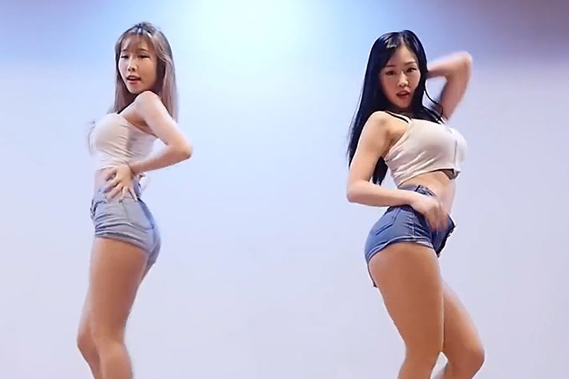 [Waveya]AOA Bingle Bangle cover dance 高清视频在线下载 W201806060111 Waveya2018 第1张