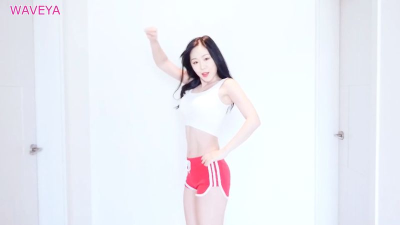 [Waveya] MOMOLAND BAAM 高清视频在线下载 W201807030111 Waveya2018 第2张