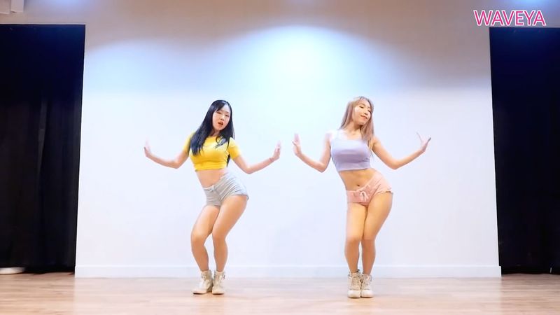 [Waveya]MOMOLAND - BAAM 高清视频在线下载 W201807050111 Waveya2018 第2张