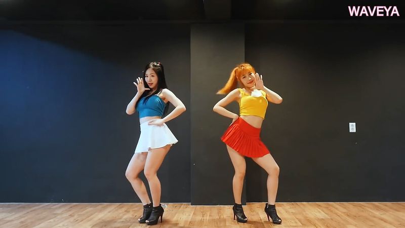 [Waveya]Red Velvet Power Up dance practice 高清视频在线下载 W201808140111 Waveya2018 第2张