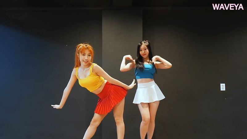 [Waveya]Red Velvet Power Up dance practice 高清视频在线下载 W201808140111 Waveya2018 第3张