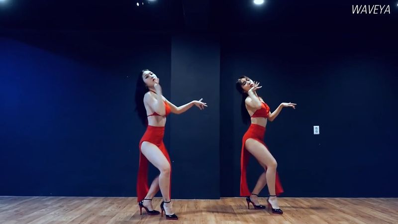 [Waveya](G)I-DLE HANN (Alone) Kpop cover 高清视频在线下载 W201809100111 Waveya2018 第3张