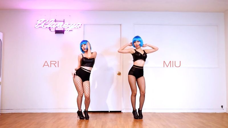 [Waveya]Tati Zaqui - Rebelde e Abusada cover dance 高清视频在线下载 W201702110111 Waveya2017 第2张