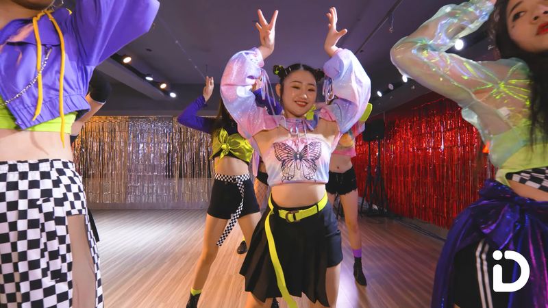 [IDance]Saweetie & GALXARA - Sway With Me / Rose Chou Choreography 高清视频在线下载 iDance Studio 第2张