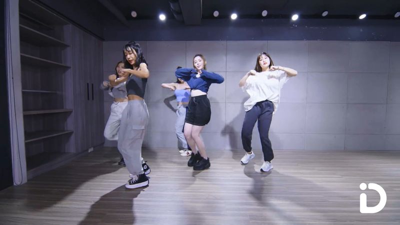 [IDance]ITZY “Not Shy” / Dance Cover from Taiwan 高清视频在线下载 iDance Studio 第2张