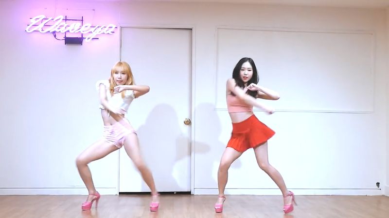 [Waveya]Red Velvet Red Flavor cover dance 高清视频在线下载 Waveya2017 第3张