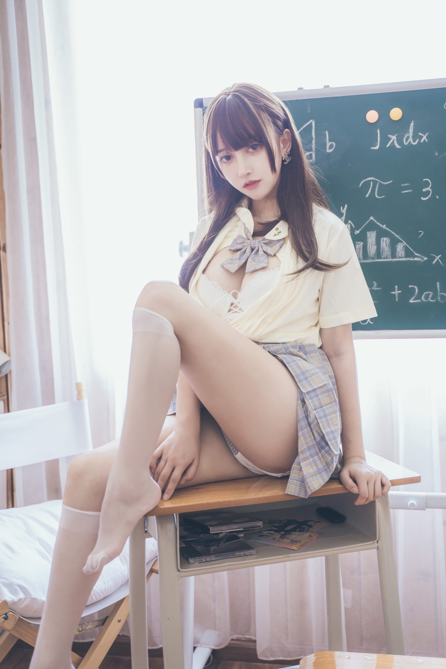 米线线小姐姐来啦，来一饱眼福吧 网红&Coser 第5张