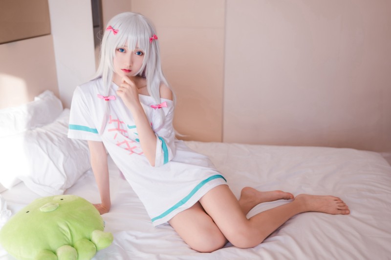 木绵绵OwO-白发魔女[47P/171MB] 网红&Coser 第2张
